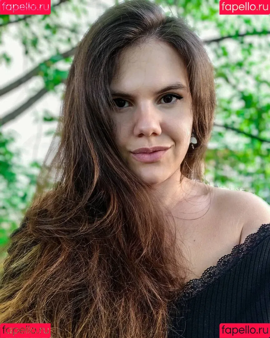 Eliza Stefanova Onlyfans Photo Gallery 
