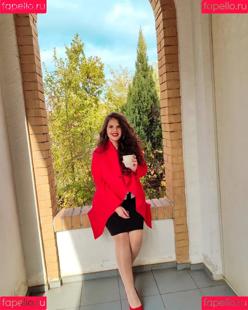 Eliza Stefanova Onlyfans Photo Gallery 