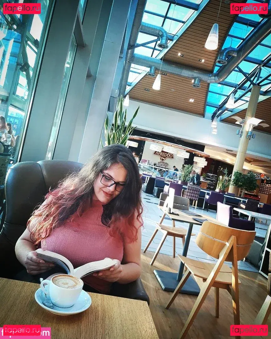 Eliza Stefanova Onlyfans Photo Gallery 