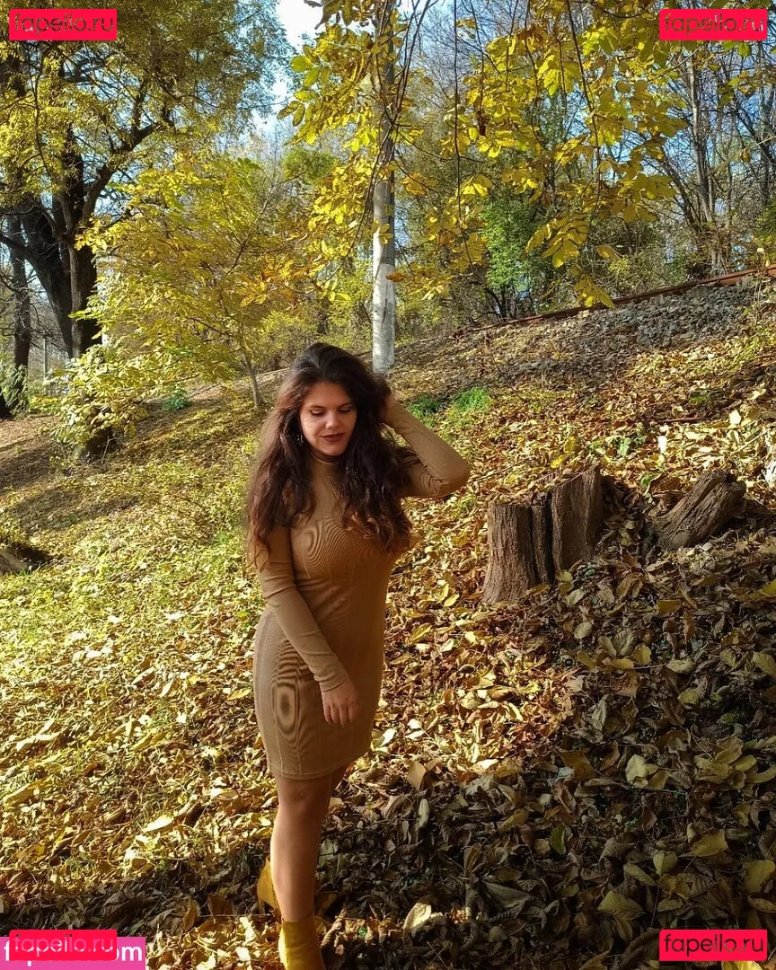 Eliza Stefanova Onlyfans Photo Gallery 