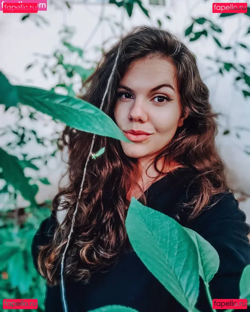 Eliza Stefanova Onlyfans Photo Gallery 