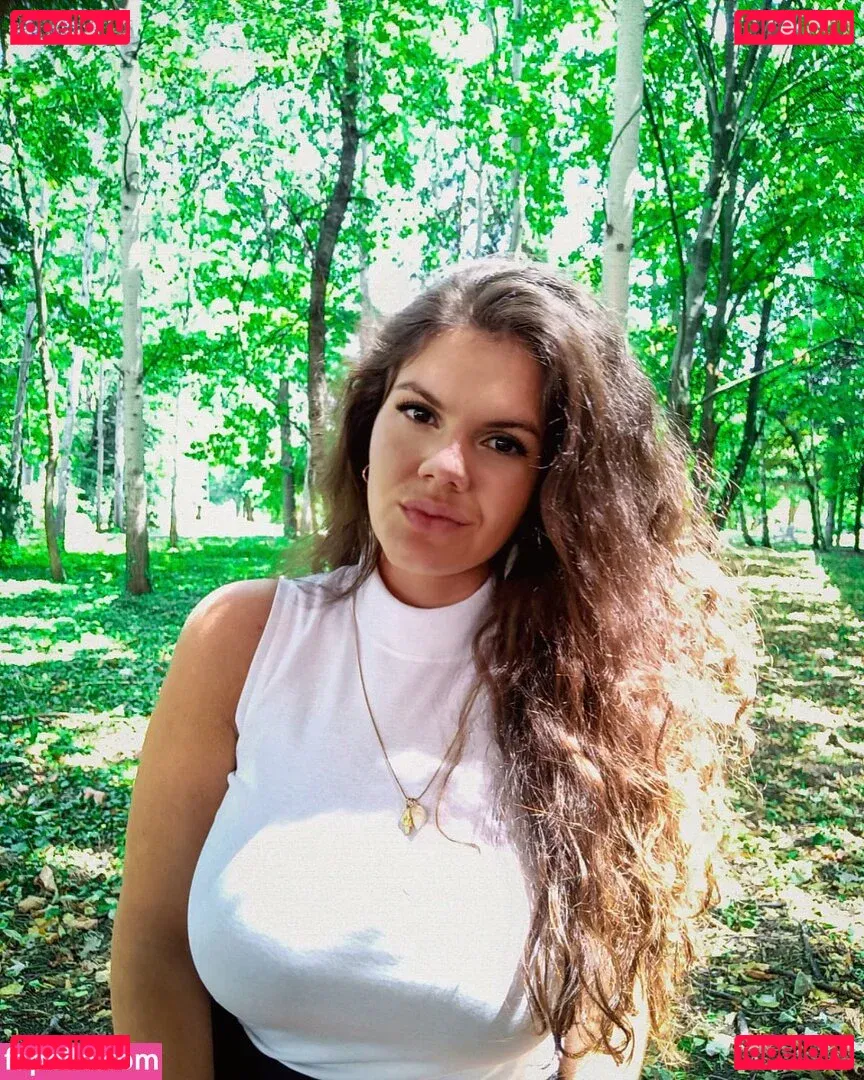 Eliza Stefanova Onlyfans Photo Gallery 