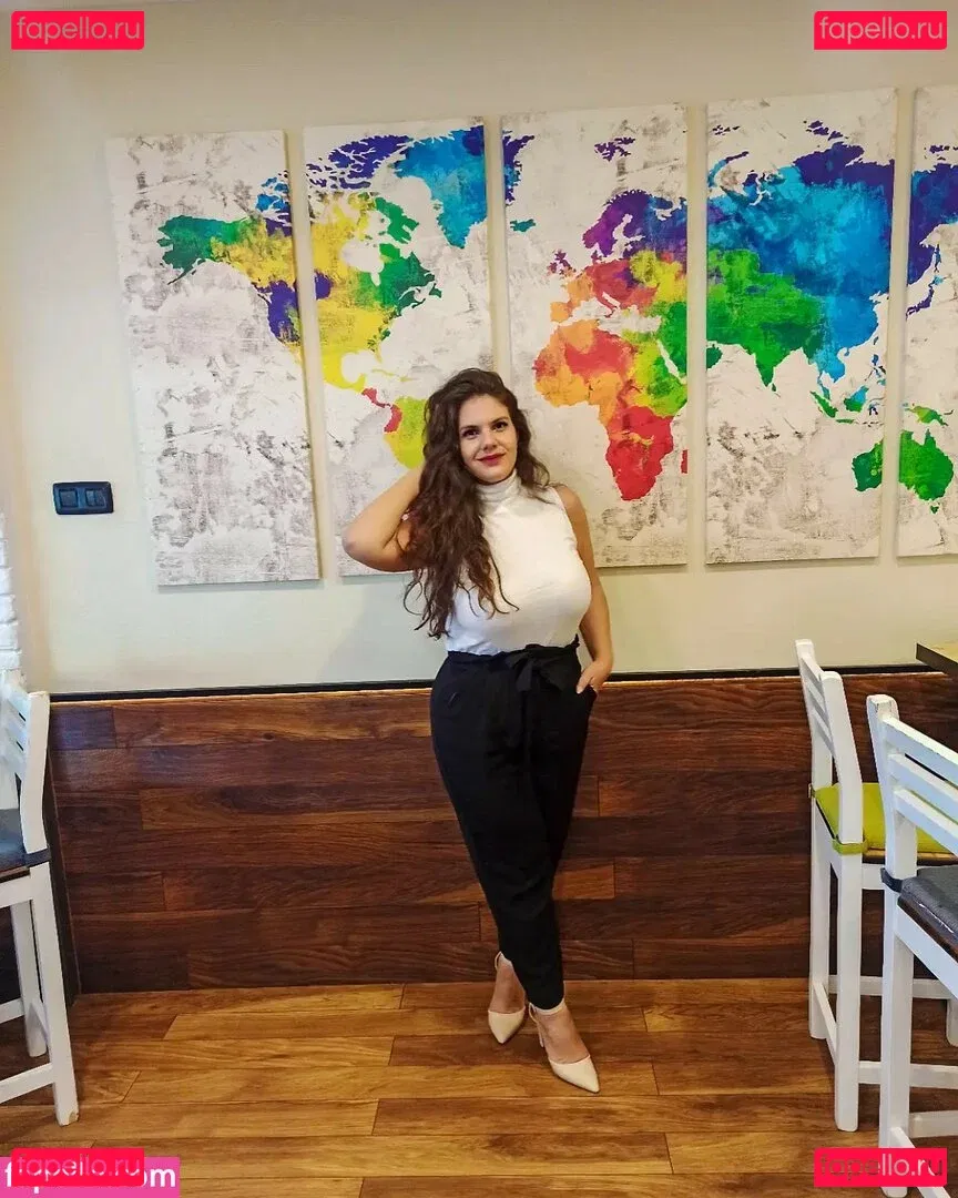 Eliza Stefanova Onlyfans Photo Gallery 