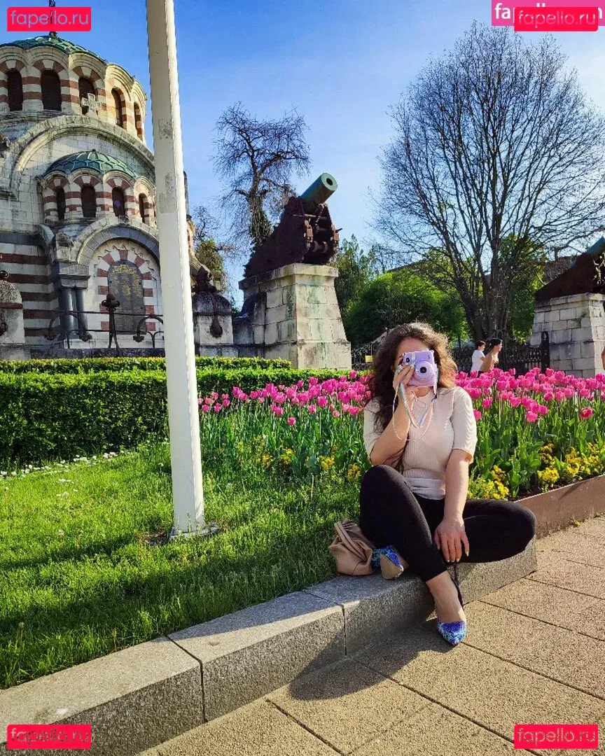 Eliza Stefanova Onlyfans Photo Gallery 