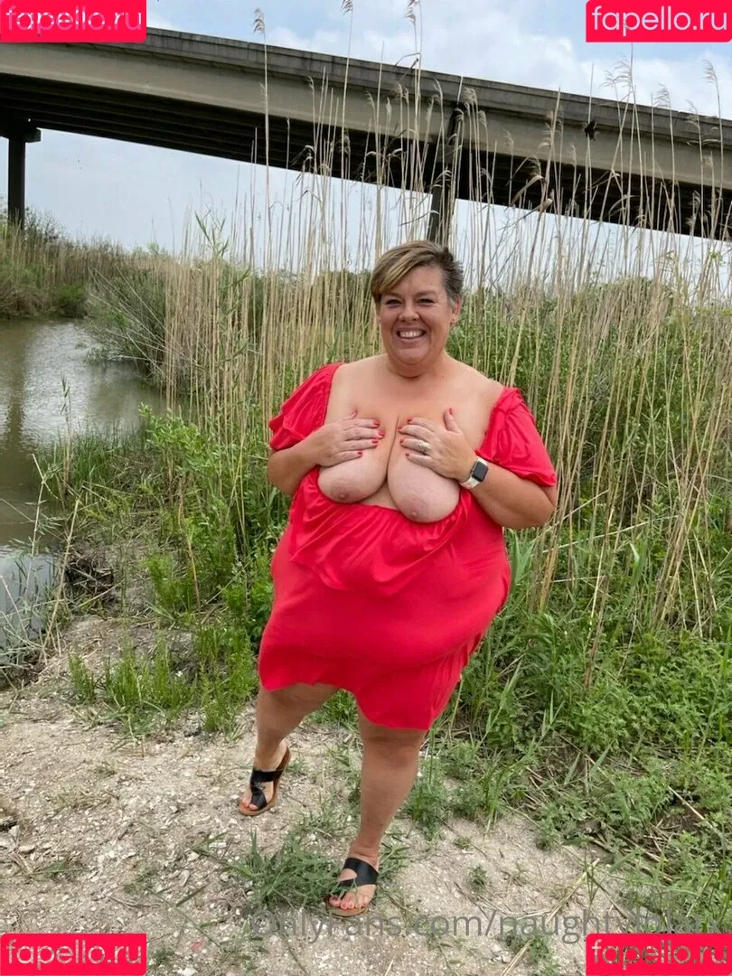 naughtylolatx Onlyfans Photo Gallery 