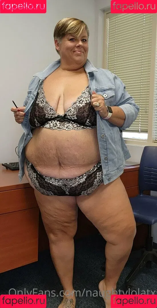 naughtylolatx Onlyfans Photo Gallery 