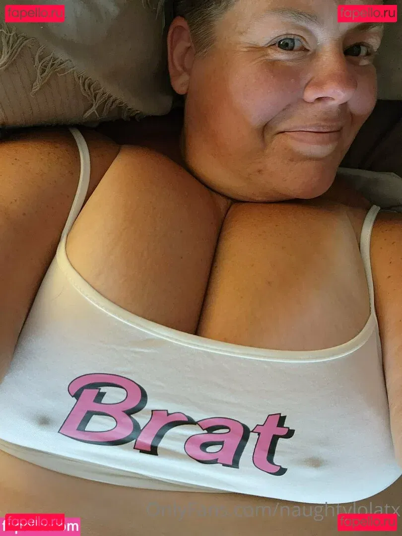 naughtylolatx Onlyfans Photo Gallery 
