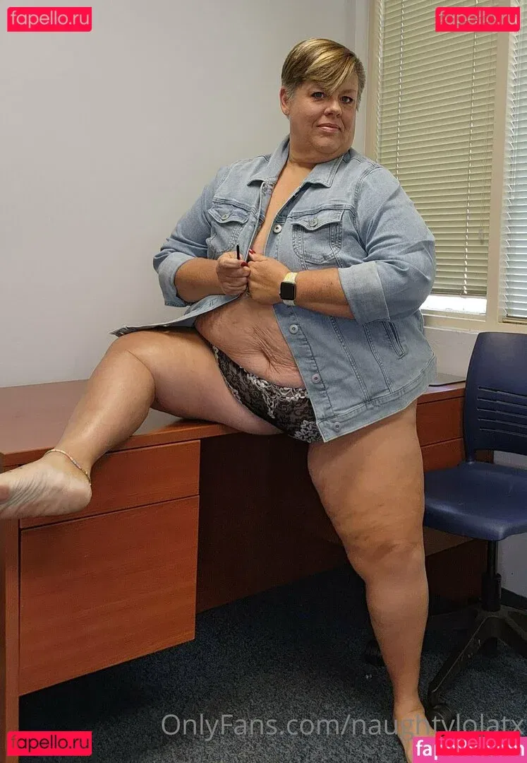 naughtylolatx Onlyfans Photo Gallery 