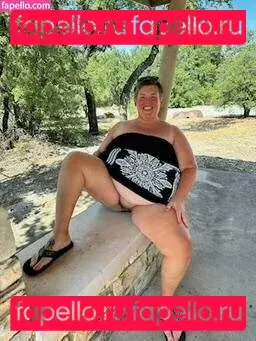 naughtylolatx Onlyfans Photo Gallery 