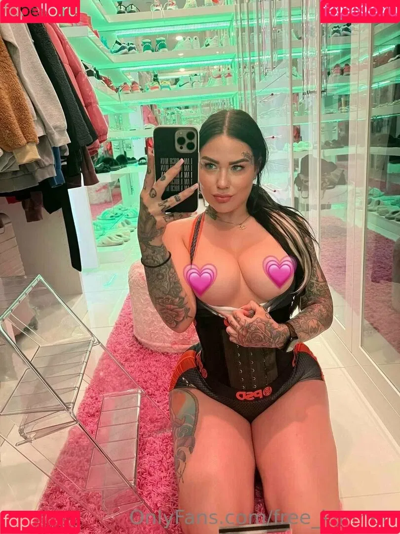 free_karmen Onlyfans Photo Gallery 