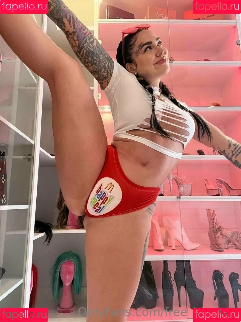 free_karmen Onlyfans Photo Gallery 