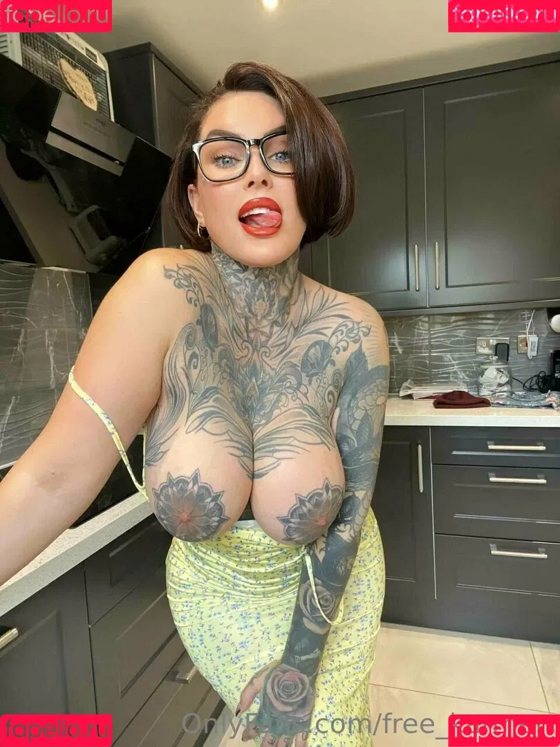 free_karmen Onlyfans Photo Gallery 