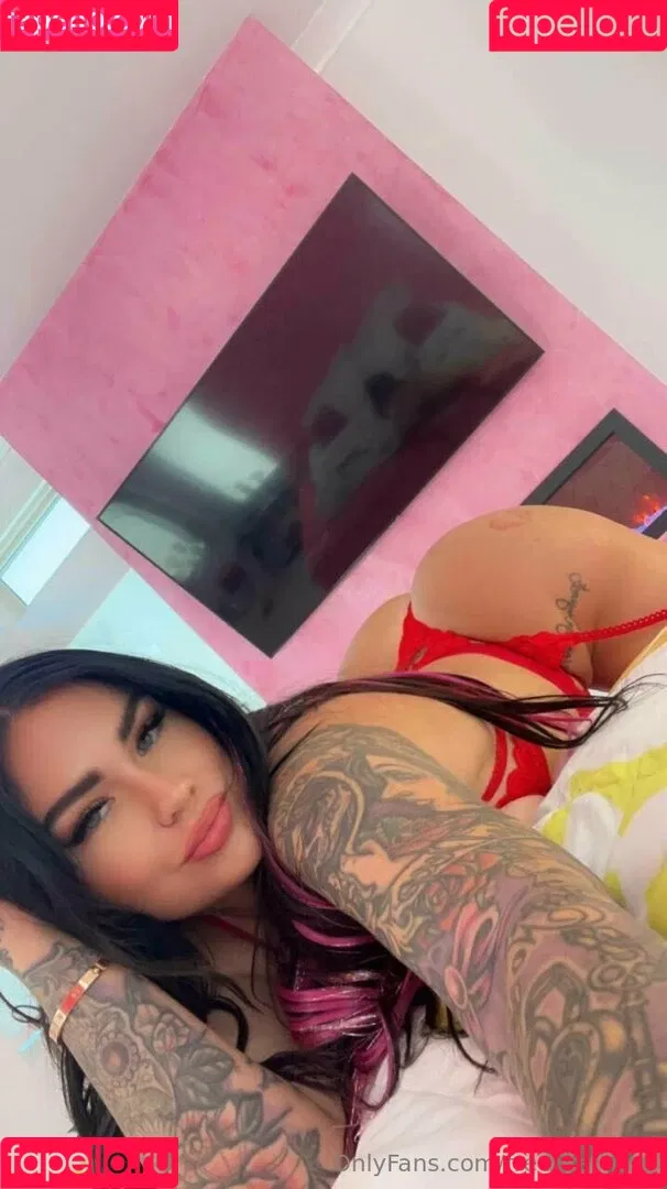 free_karmen Onlyfans Photo Gallery 