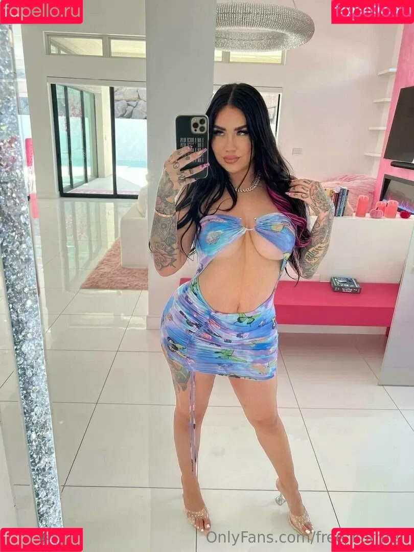 free_karmen Onlyfans Photo Gallery 