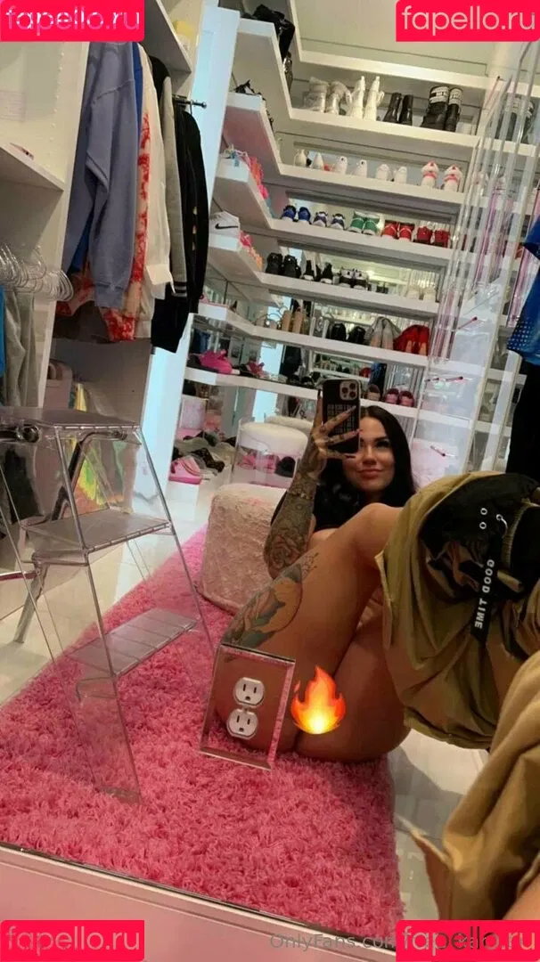 free_karmen Onlyfans Photo Gallery 