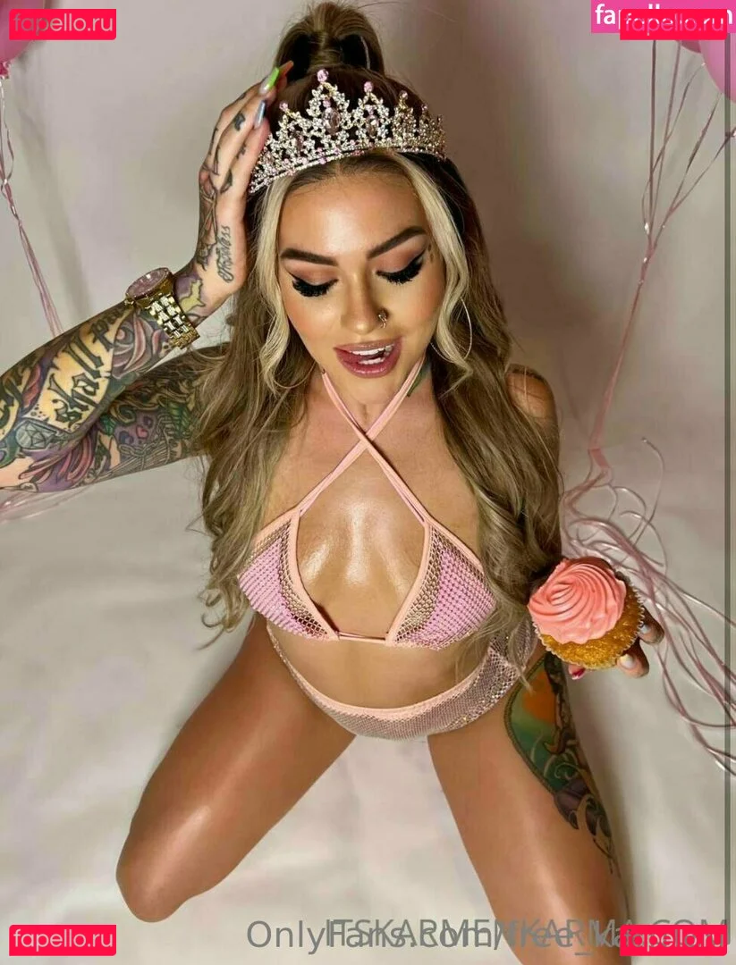 free_karmen Onlyfans Photo Gallery 