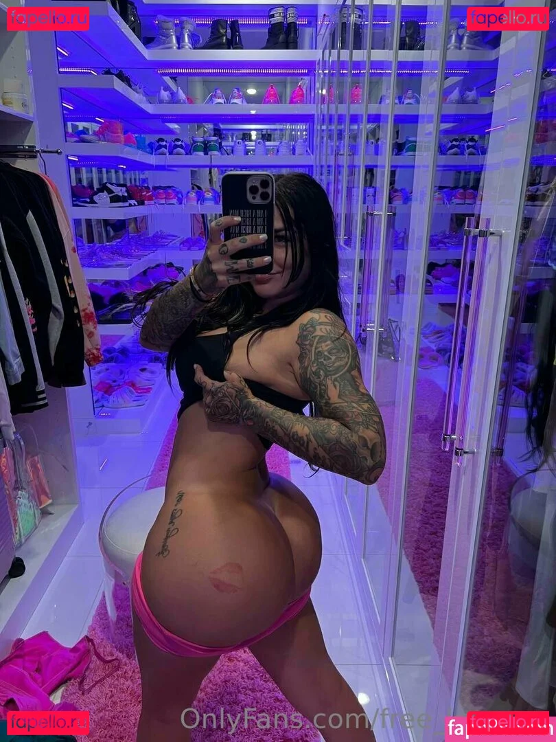 free_karmen Onlyfans Photo Gallery 