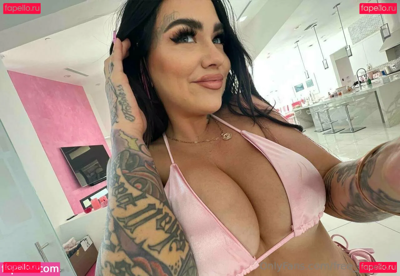 free_karmen Onlyfans Photo Gallery 