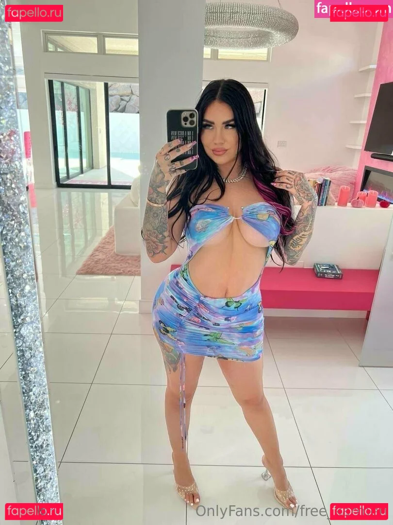 free_karmen Onlyfans Photo Gallery 