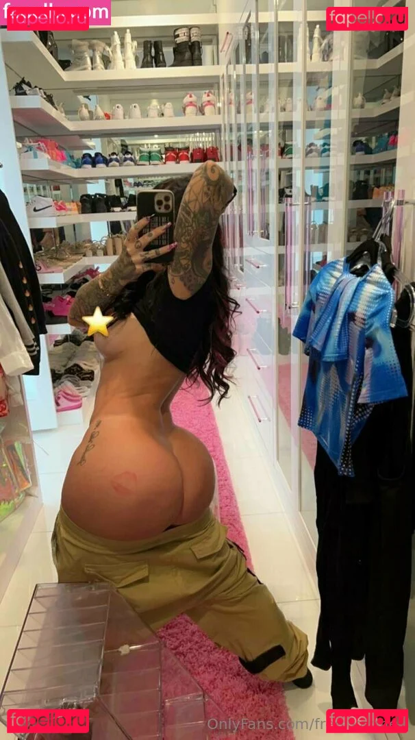 free_karmen Onlyfans Photo Gallery 