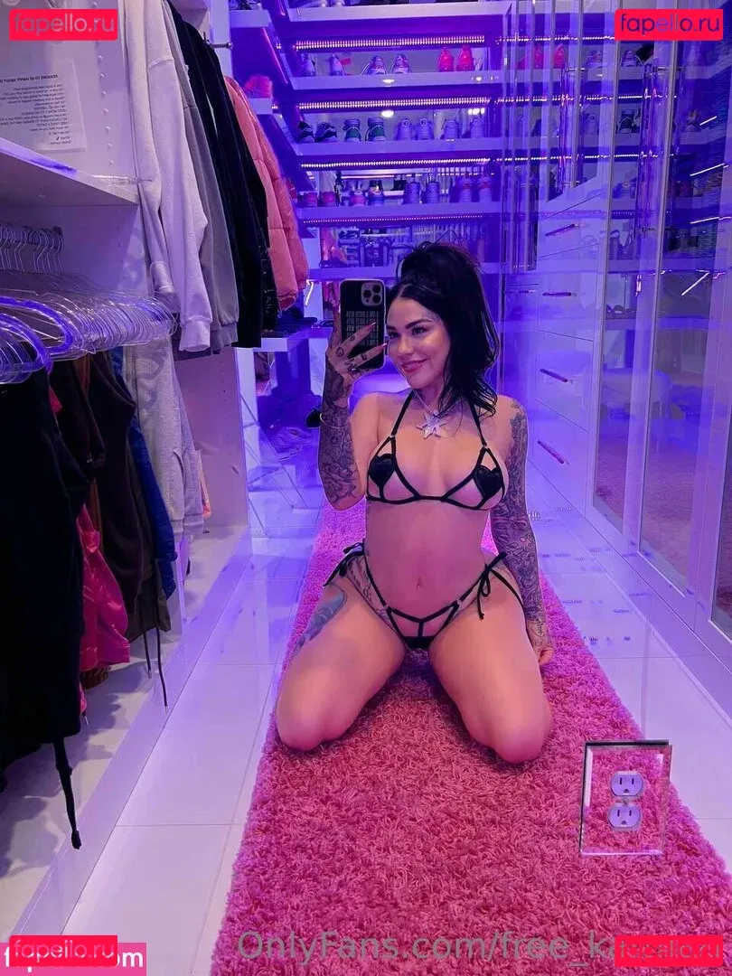 free_karmen Onlyfans Photo Gallery 