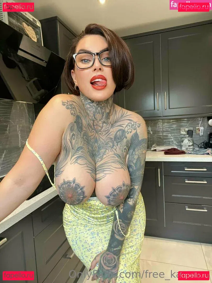 free_karmen Onlyfans Photo Gallery 