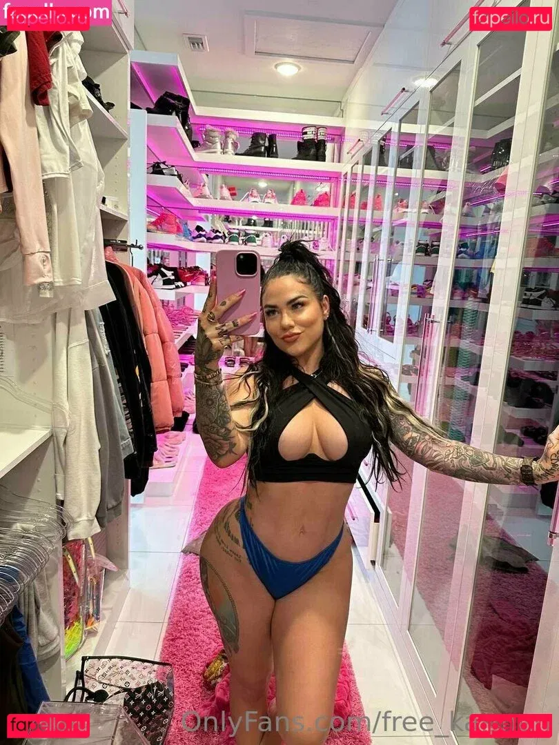 free_karmen Onlyfans Photo Gallery 