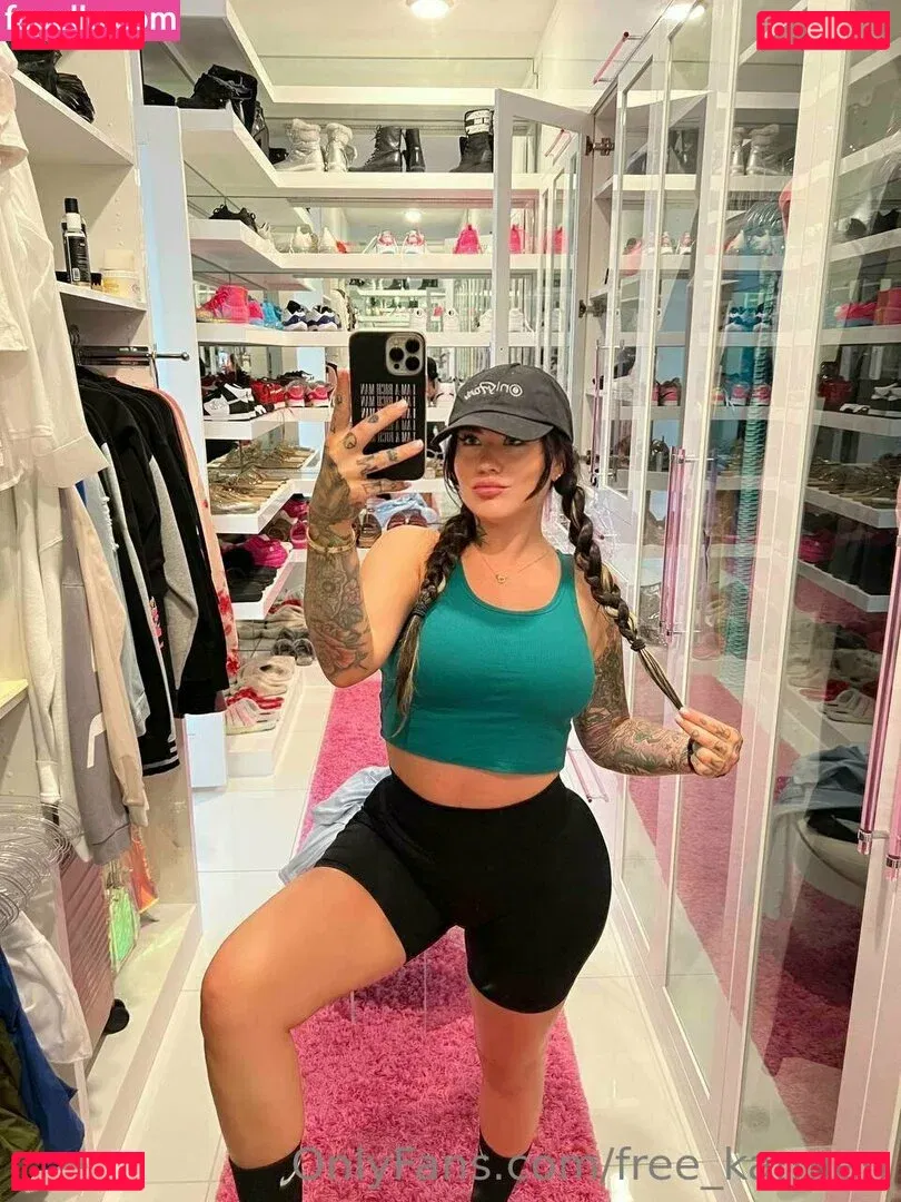 free_karmen Onlyfans Photo Gallery 