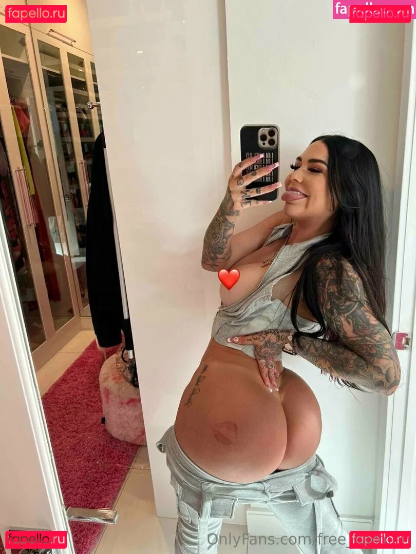 free_karmen Onlyfans Photo Gallery 