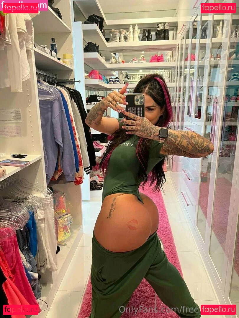 free_karmen Onlyfans Photo Gallery 