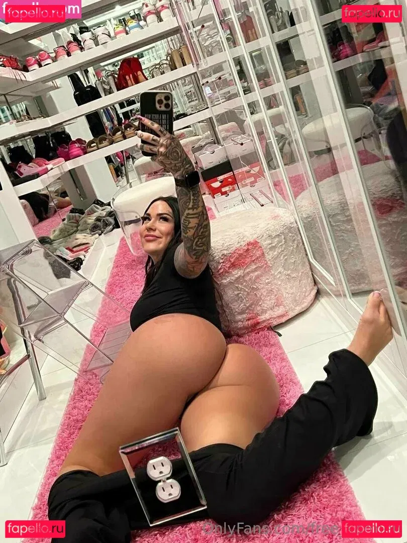 free_karmen Onlyfans Photo Gallery 