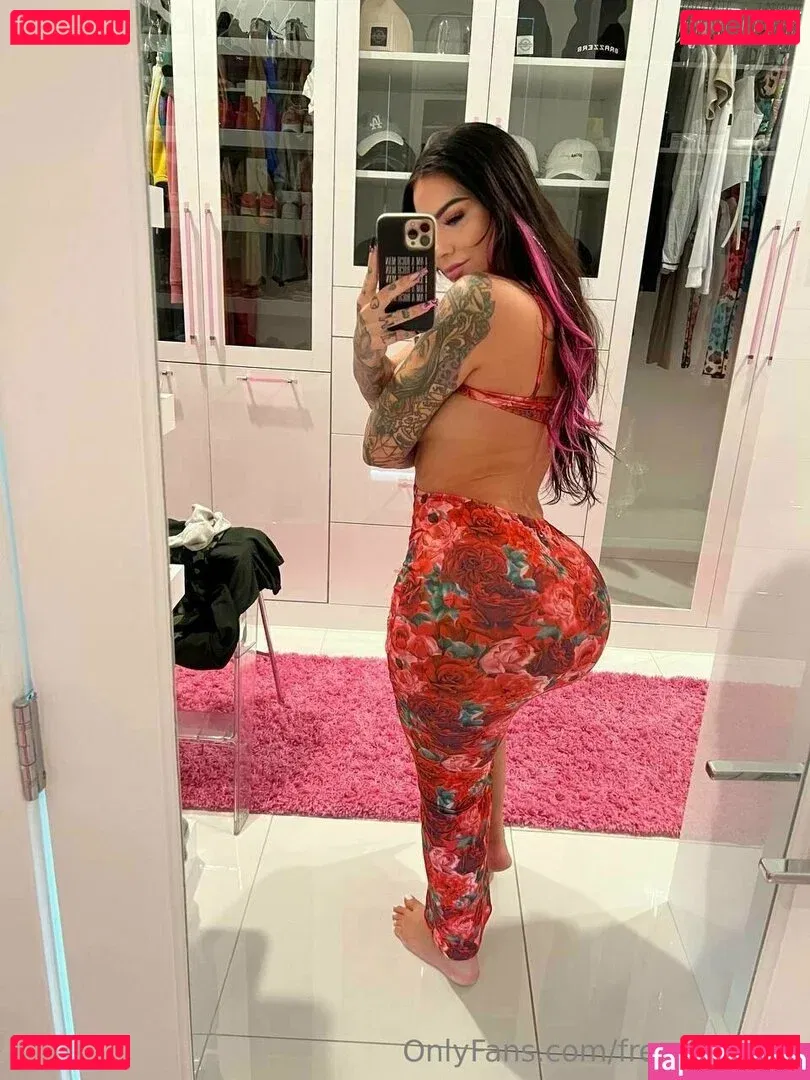 free_karmen Onlyfans Photo Gallery 