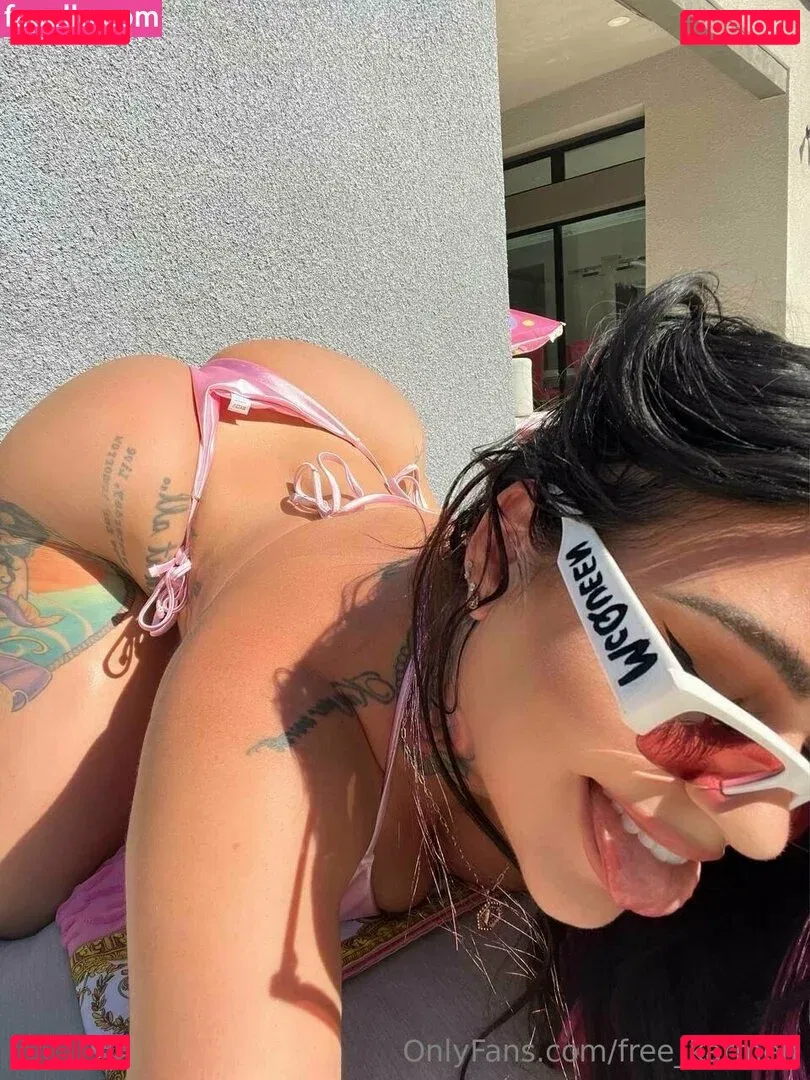 free_karmen Onlyfans Photo Gallery 