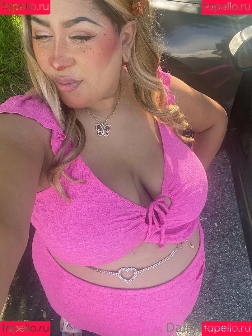 dairyqueen94 Onlyfans Photo Gallery 