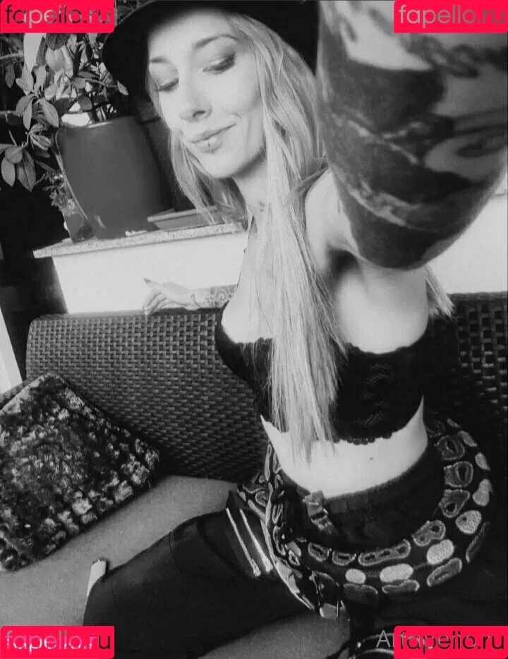 artnvenom Onlyfans Photo Gallery 