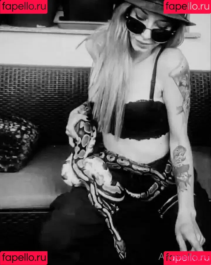 artnvenom Onlyfans Photo Gallery 