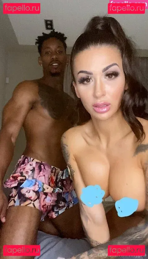 Socola Onlyfans Photo Gallery 