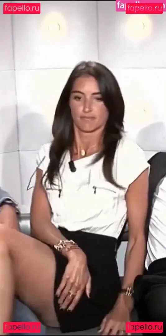 Margot Laffite Onlyfans Photo Gallery 