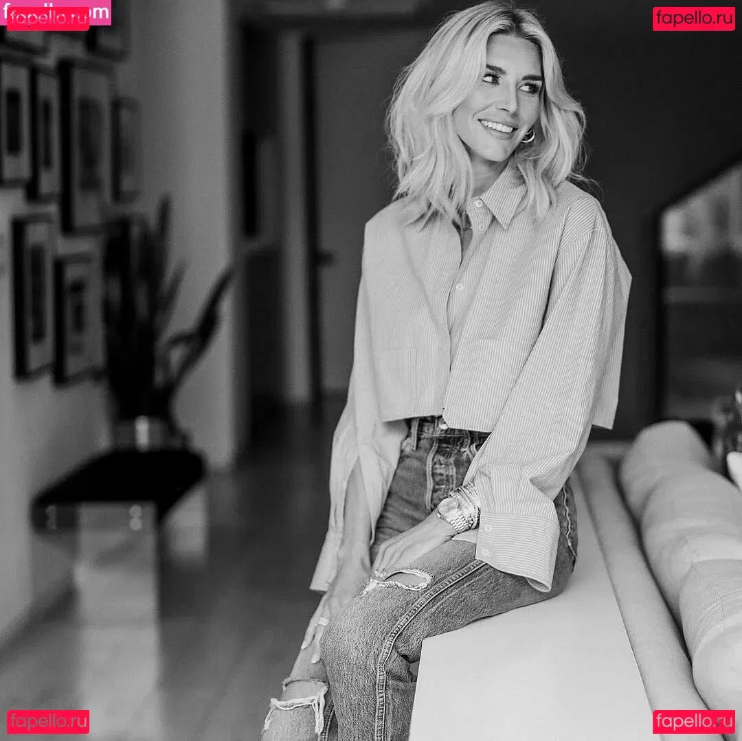 Charissa Thompson Onlyfans Photo Gallery 