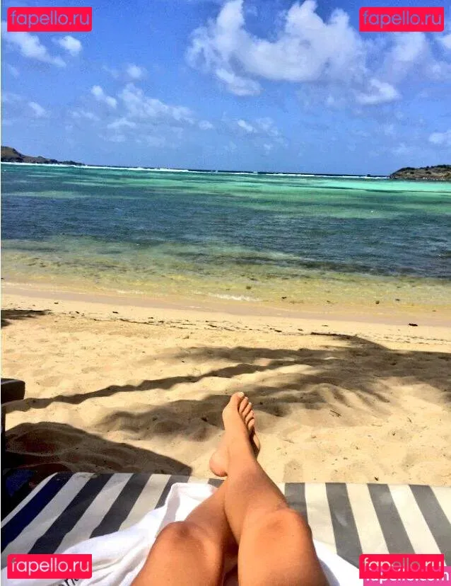 Charissa Thompson Onlyfans Photo Gallery 