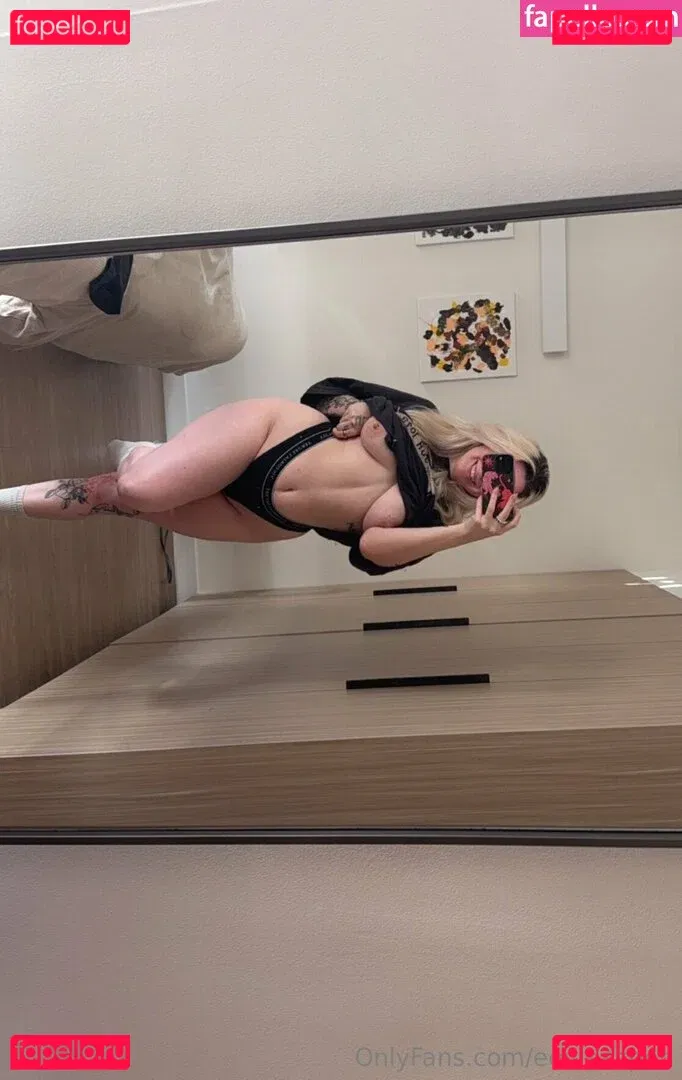 eevieaspen Onlyfans Photo Gallery 