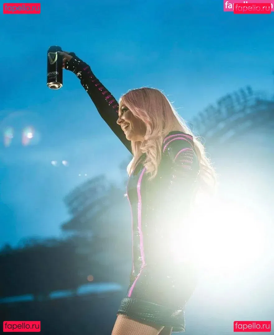 Emma Bunton Onlyfans Photo Gallery 