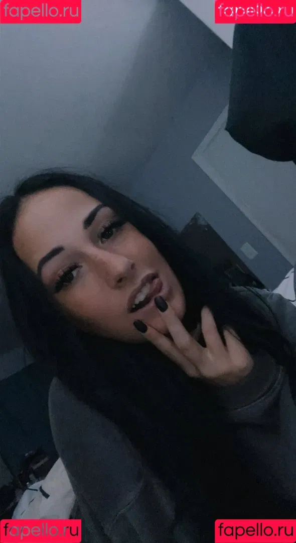 Emily Jaye Onlyfans Photo Gallery 