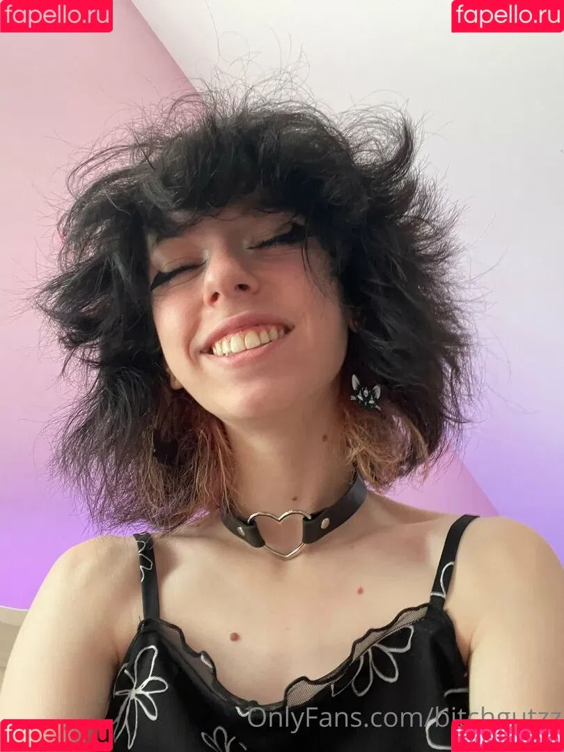 bitchgutzz Onlyfans Photo Gallery 