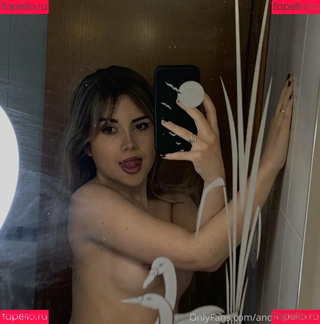andreabeltran Onlyfans Photo Gallery 