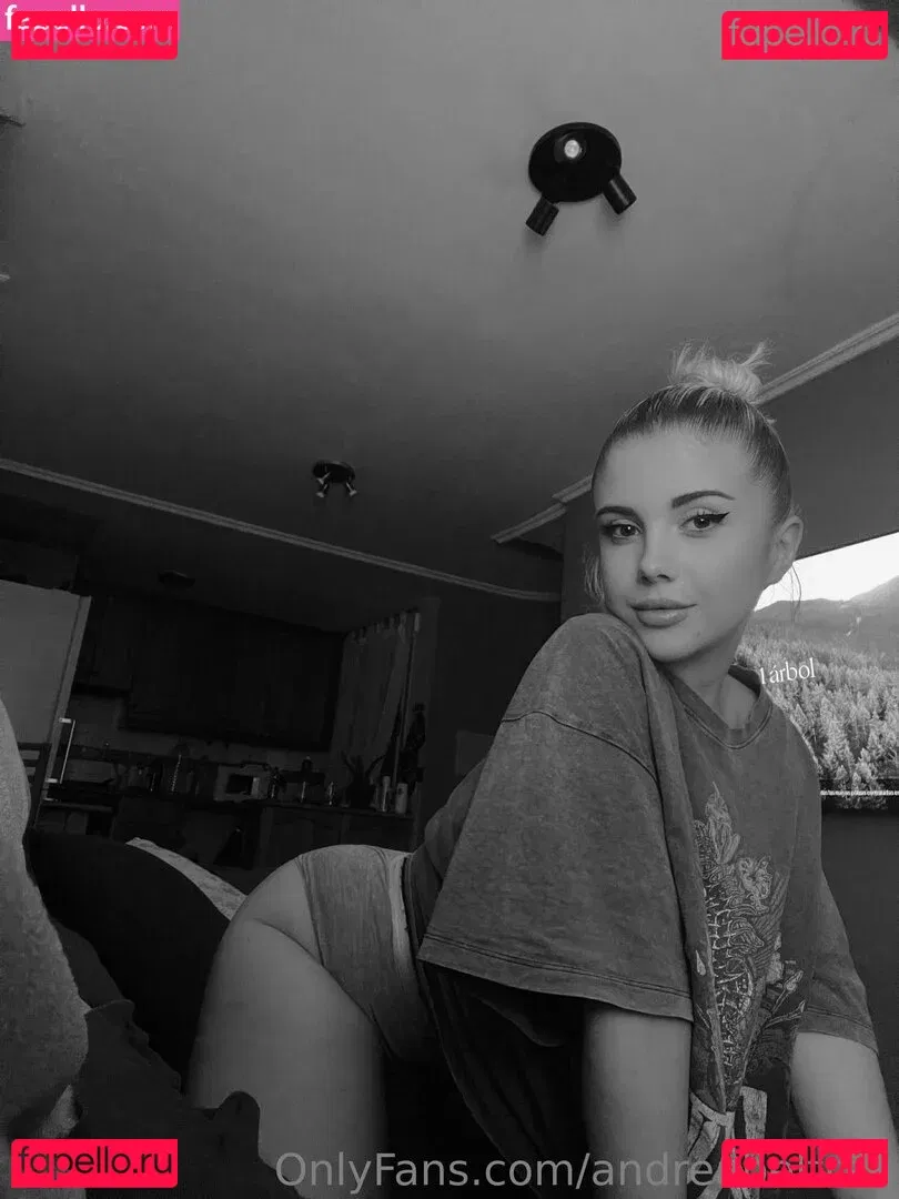 andreabeltran Onlyfans Photo Gallery 