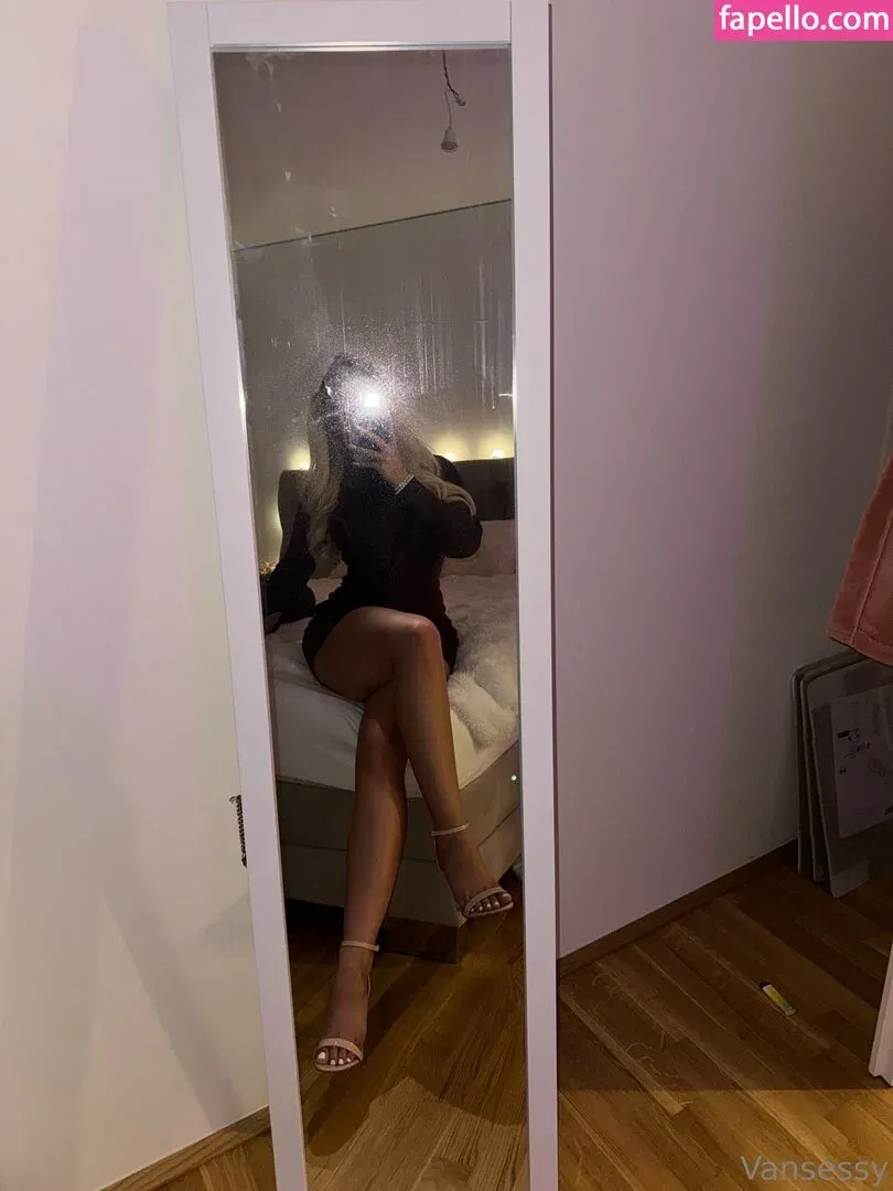 Vansessy Onlyfans Photo Gallery 