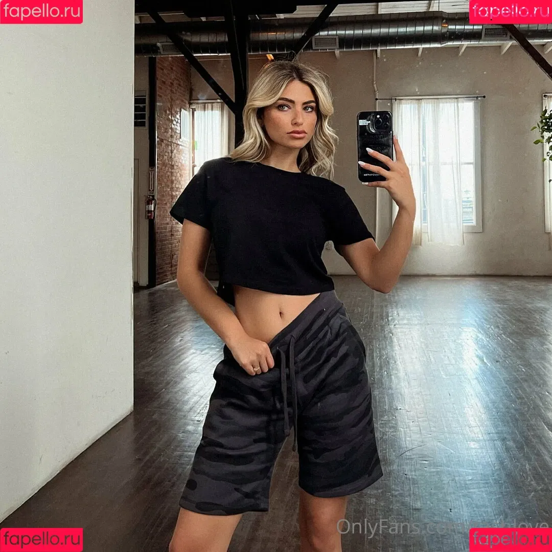 tashlove Onlyfans Photo Gallery 