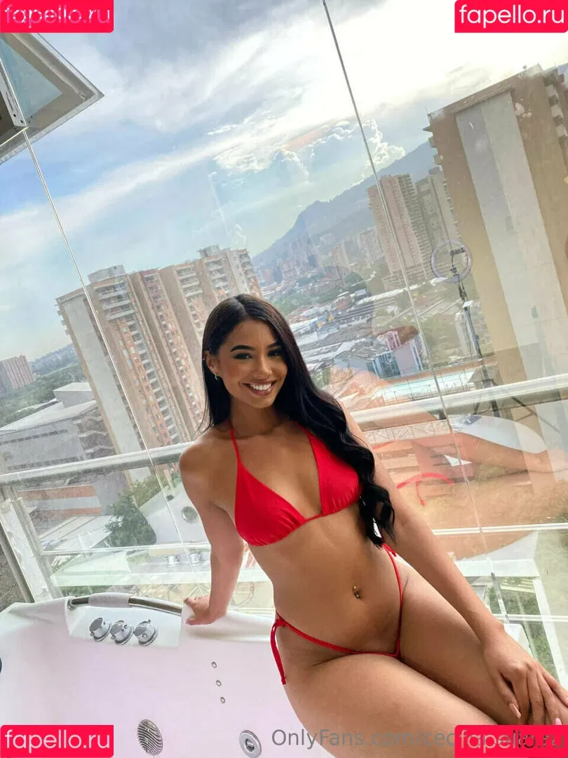 cecilia.suarez Onlyfans Photo Gallery 