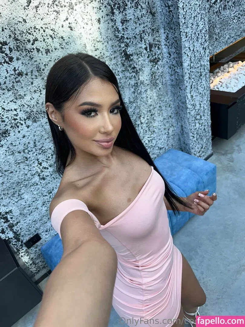 cecilia.suarez Onlyfans Photo Gallery 